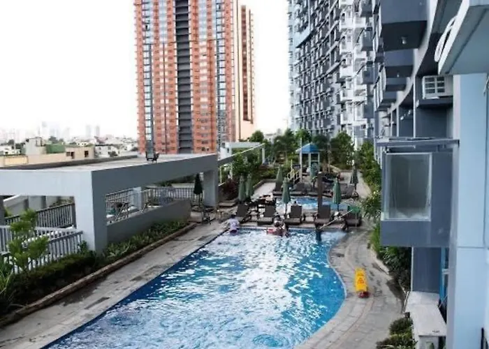 Cubao Manhattan, U 8J T D,Studio